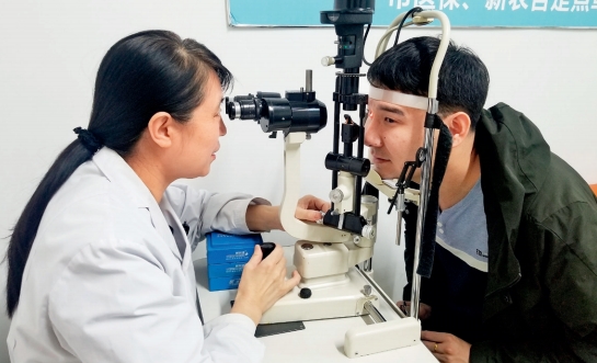 吉林-一名先天性白内障患者的适配方案